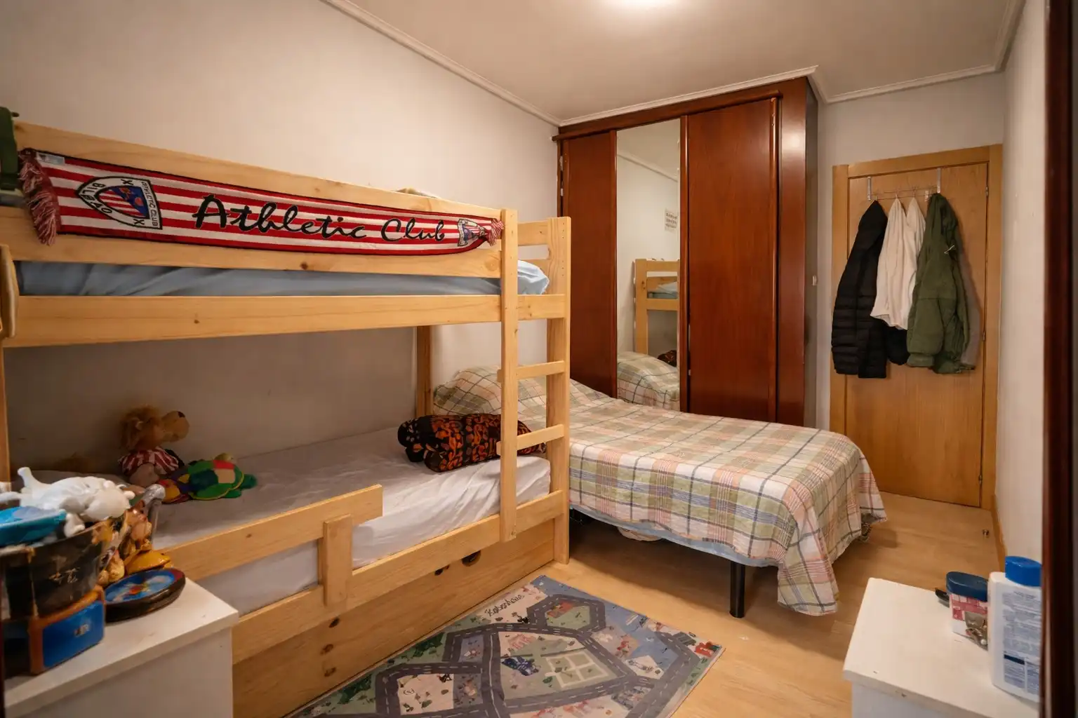 Habitación de Piso en venta en Getxo  con Calefacción, Trastero y Amueblado