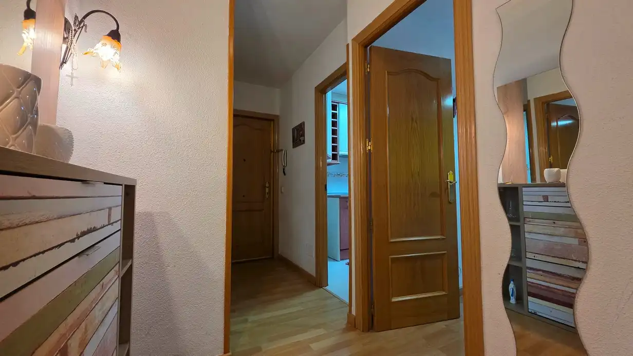 Flat for rent in Madrid  with Heating, Terrace and Furnished