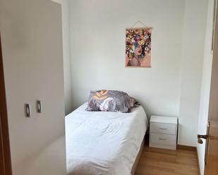 Bedroom of Flat to share in  Barcelona Capital  with Air Conditioner, Heating and Terrace