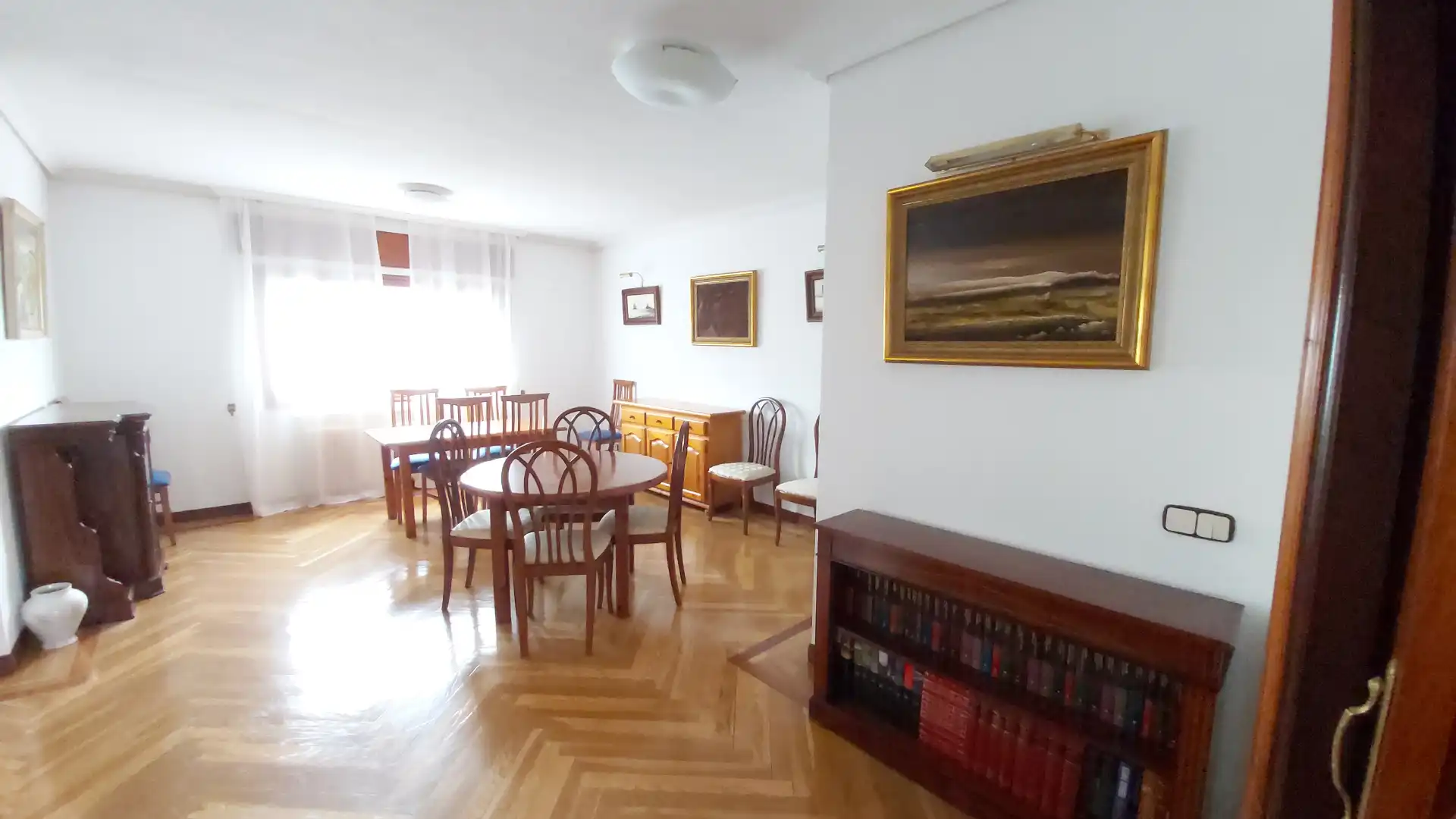 Menjador de Casa o xalet en venda en Villaviciosa de Odón amb Aire condicionat, Calefacció i Jardí privat