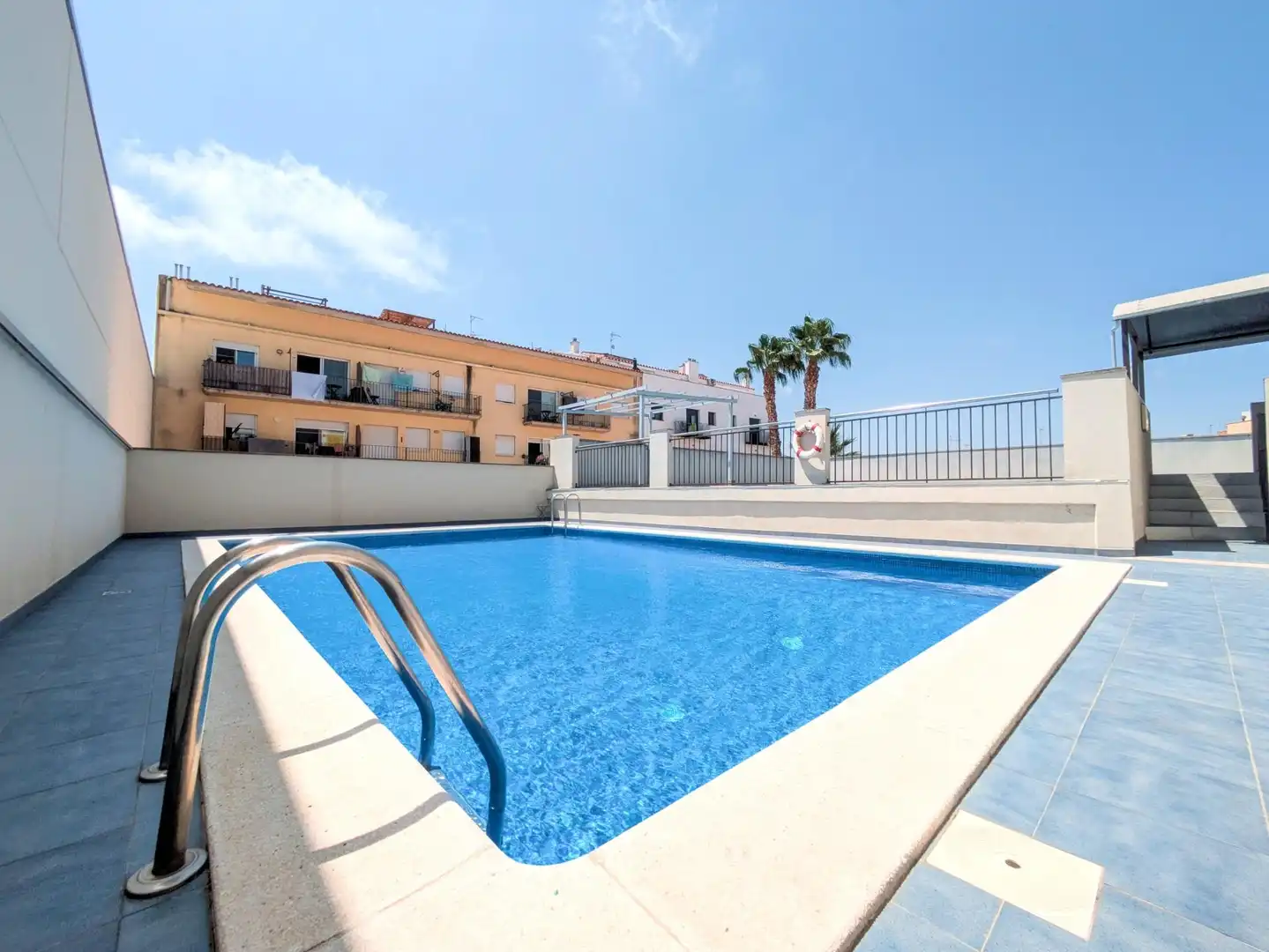 Penthouse mit Pool zum Verkauf in Sant Jaume d'Enveja