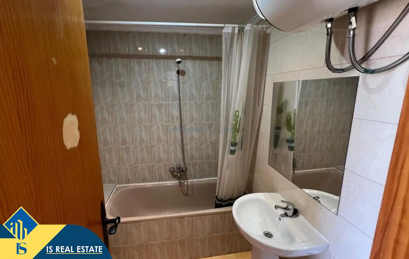 Bathroom of Study for sale in Torrevieja  with Air Conditioner, Heating and Terrace