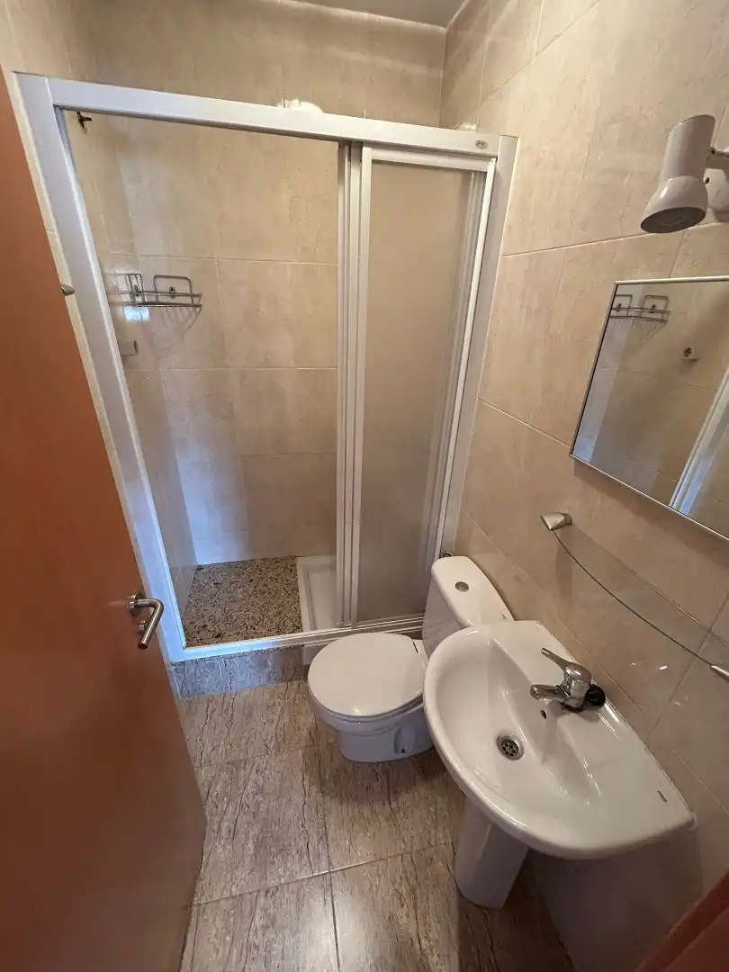 Badezimmer von Wohnung zum Verkauf in Piera mit Heizung, Ofen und Alarm