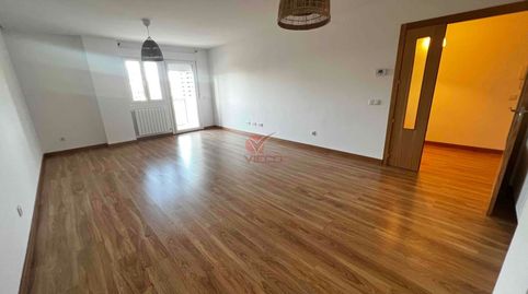 Foto 2 de Piso en venta en Leonor Plantagenet (infanta Paz de Borbon), Reyes Católicos - Paseo San Antonio, Cuenca Capital