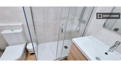 Foto 5 von Wohnung zur Miete in Barrio del Centro, Alicante / Alacant