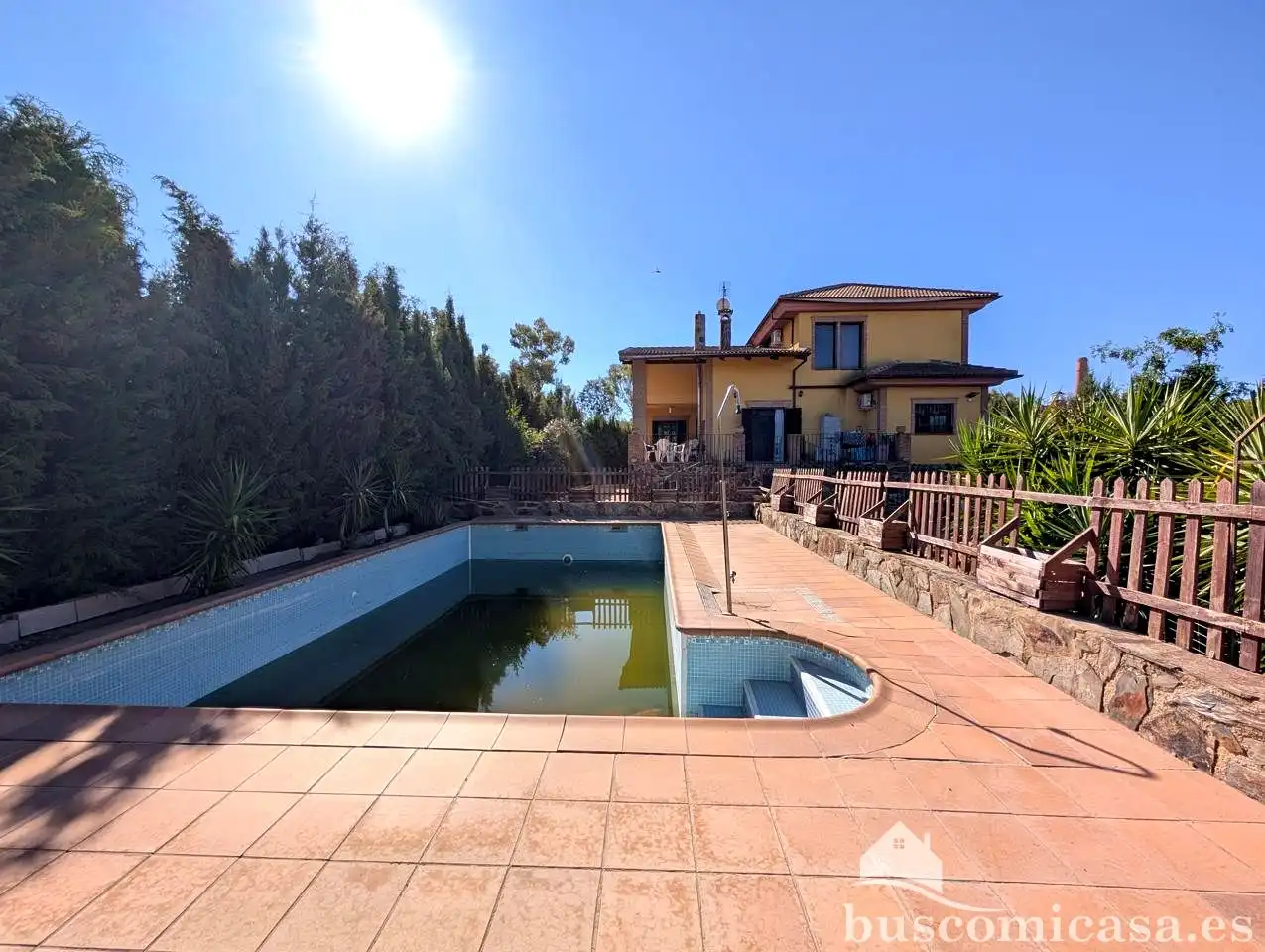 Piscina de Casa o xalet en venda en Linares amb Aire condicionat, Jardí privat i Terrassa