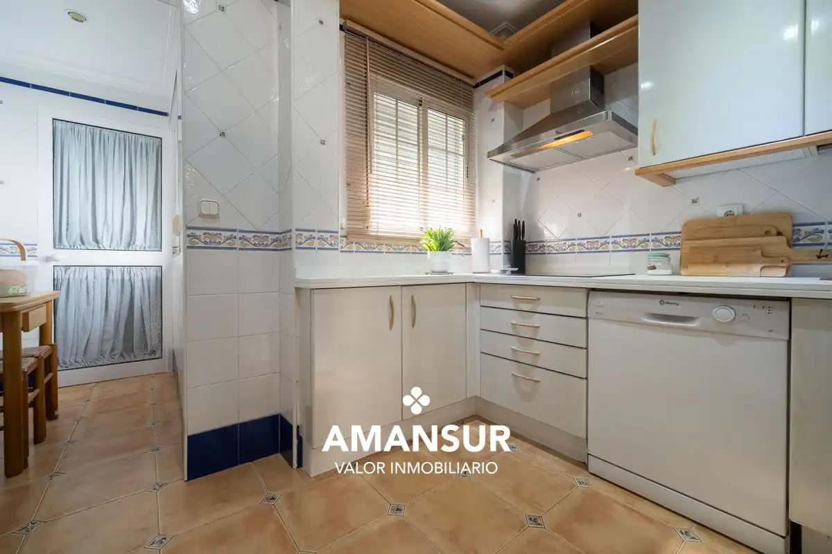 Piso con terraza en venta en Calle Arroyomolinos de León, imagen 11