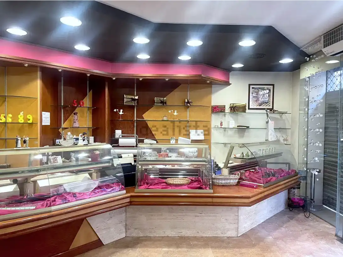 Business premises for transfer in Ponent, imagen 3