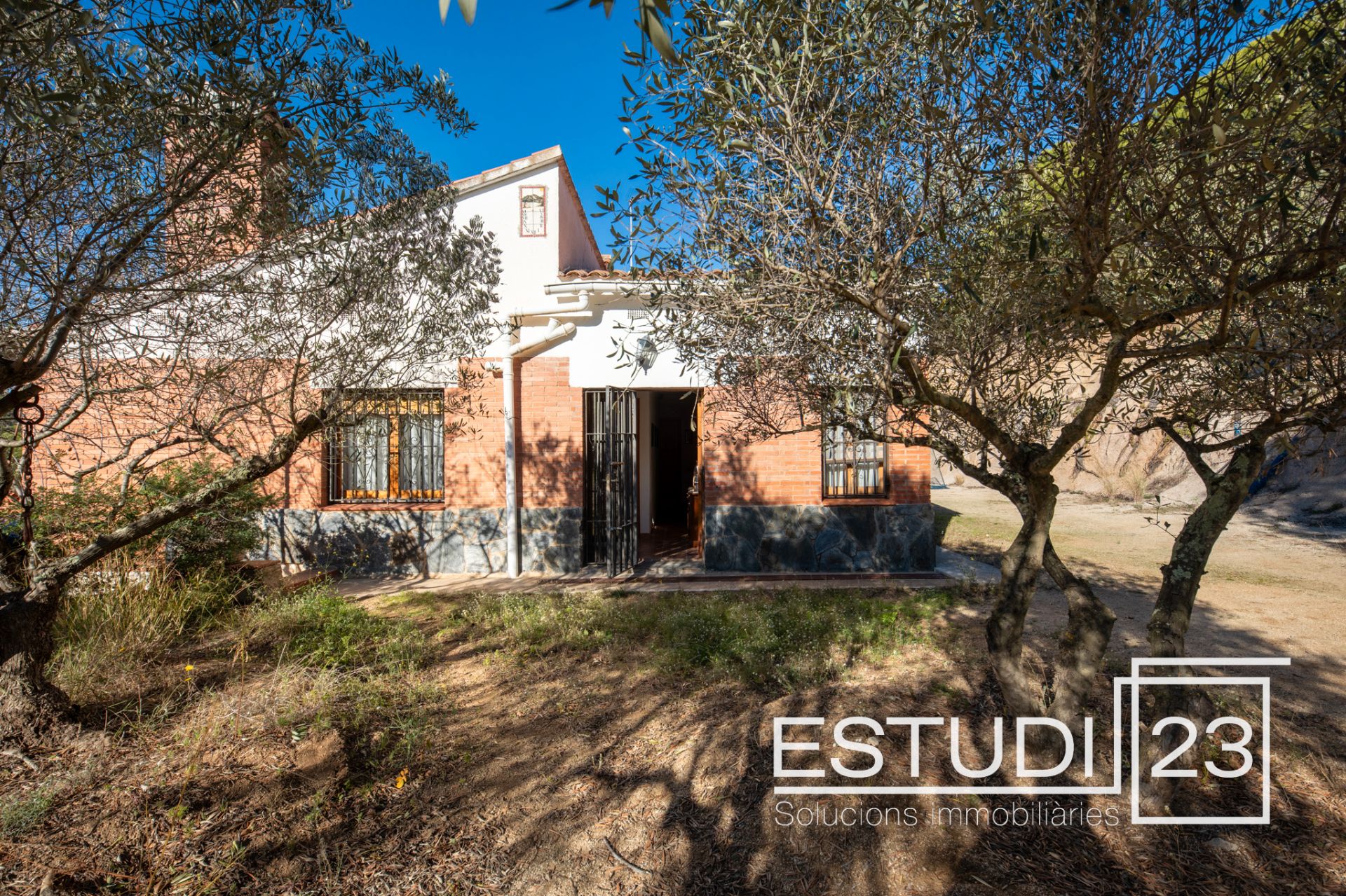 Außenansicht von Country house zum verkauf in Arenys de Mar mit Terrasse