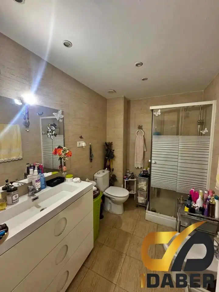 Edificio en venta en Carranque