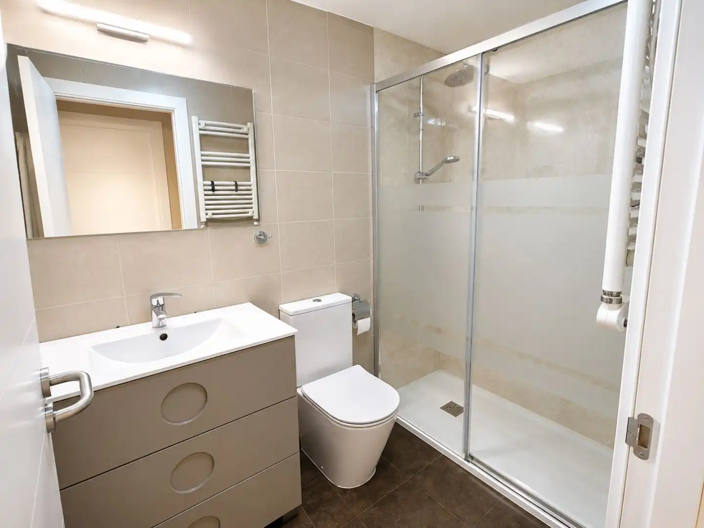 Bathroom of Attic for sale in Sabadell  with Air Conditioner, Heating and Private garden