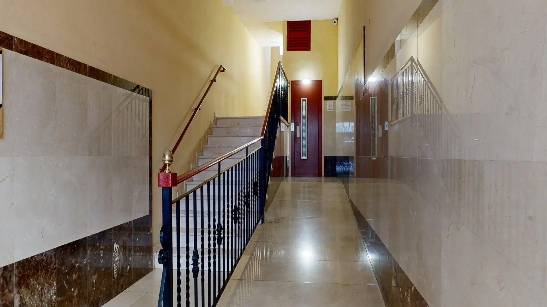 Wohnung zum Verkauf in Zaragoza mit Heizung, Terrasse und Balkon