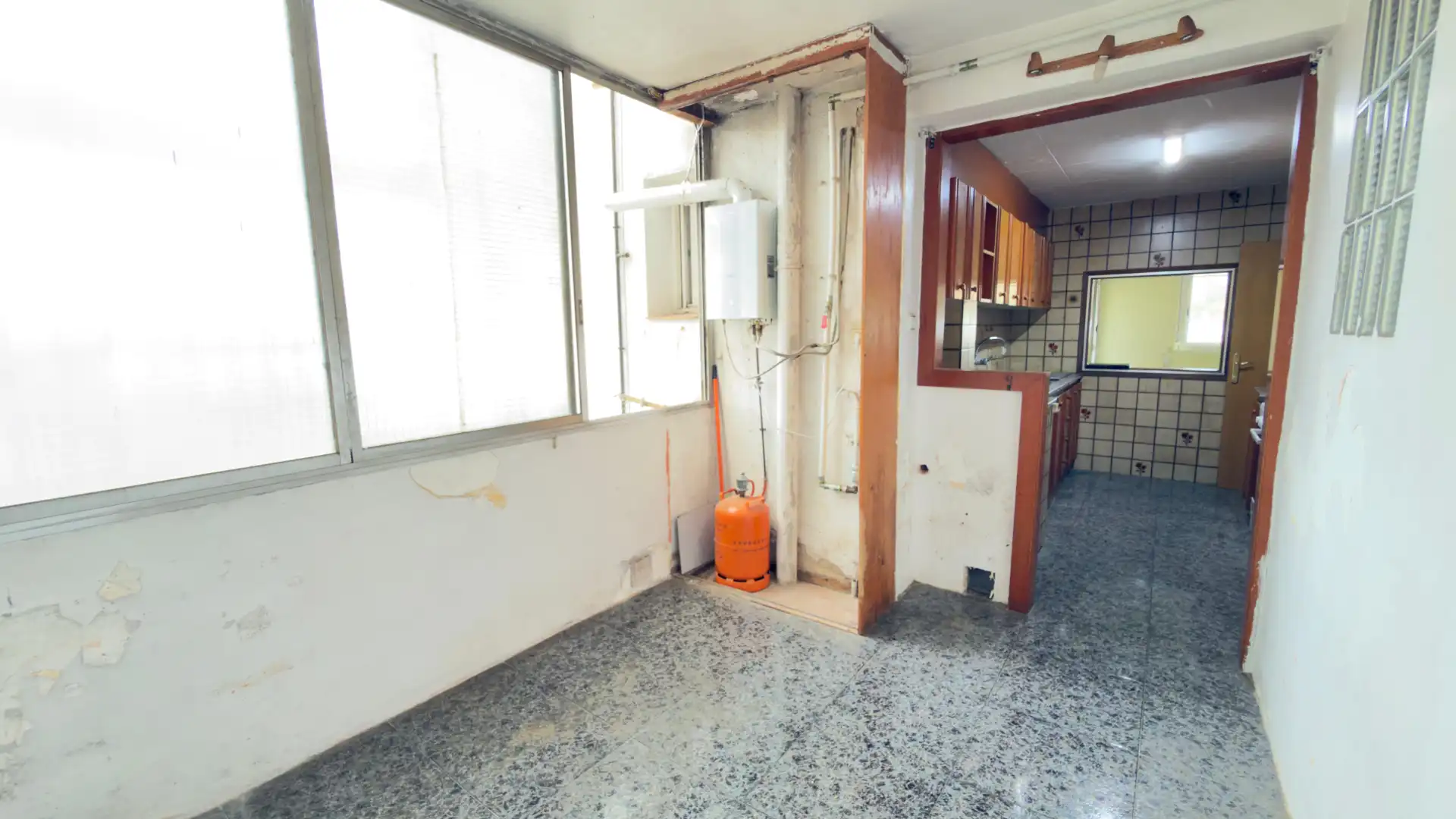 Flat with terrace for sale in Plaça de Can Bassa, imagen 3