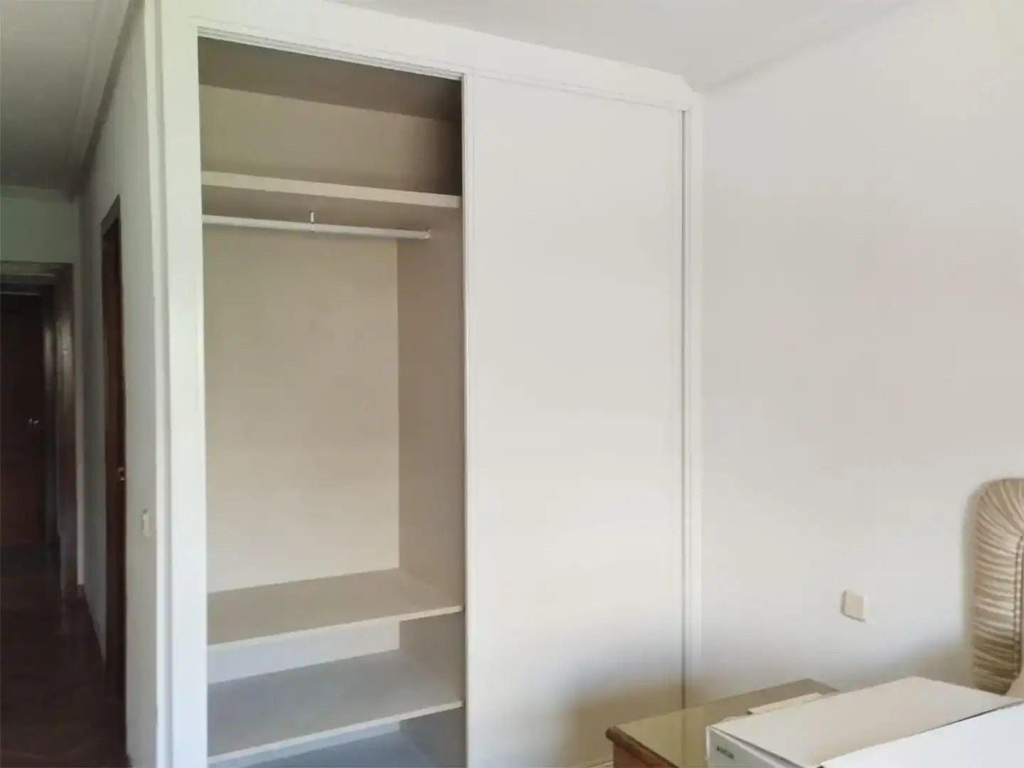 Schlafzimmer von Wohnung zur Miete in  Madrid Capital mit Klimaanlage