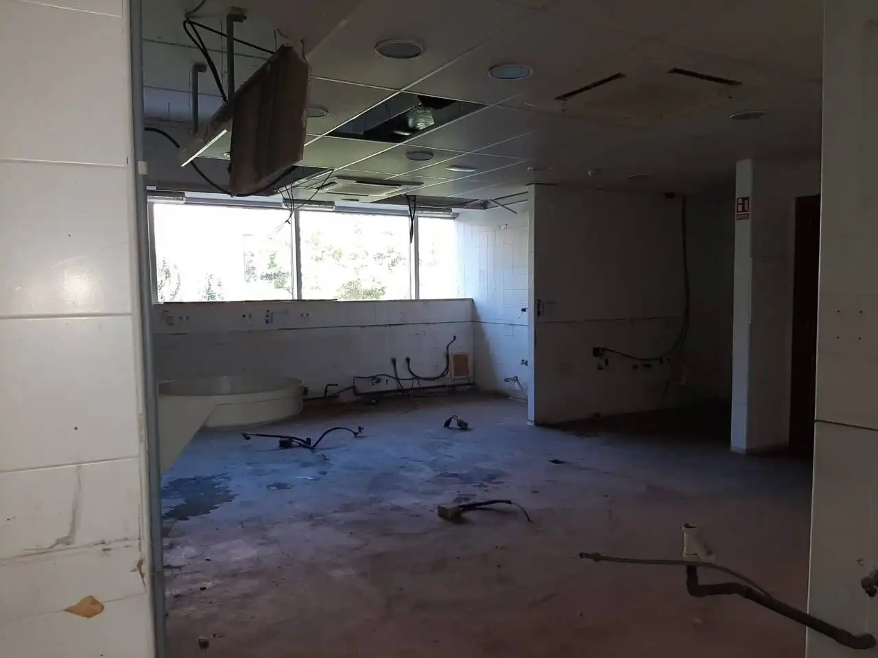 Office space with lift for sale in Avenida Corts Catalanes, imagen 26