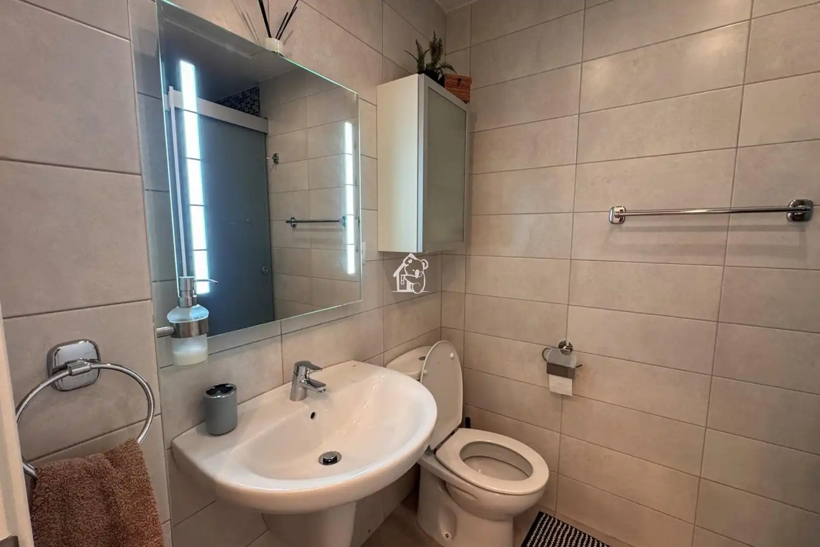 Bathroom of Apartments for rent in Orihuela  with Air Conditioner, Terrace and Swimming Pool