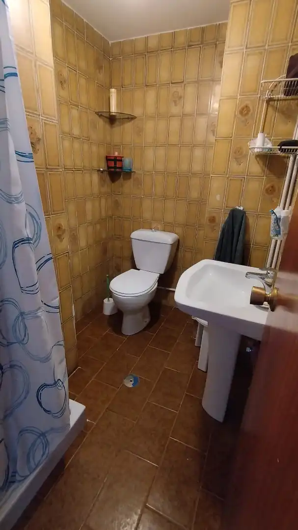 Bany de Apartament en venda en Baiona amb Calefacció i Moblat