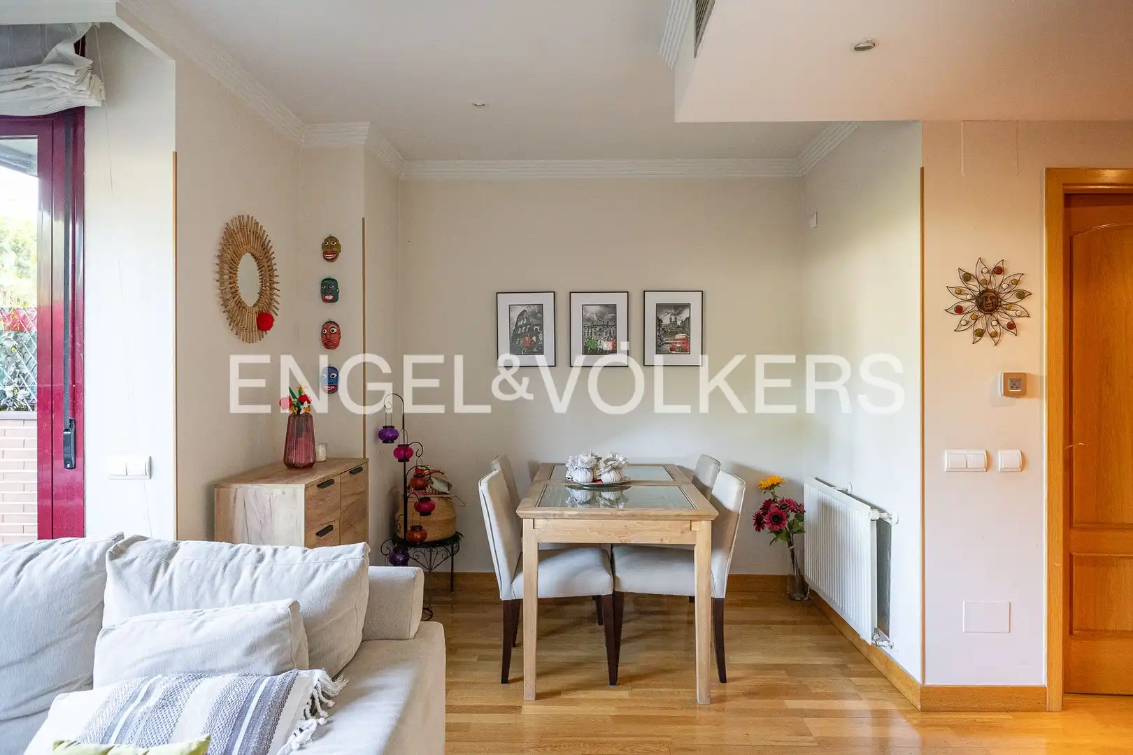 Comedor de Dúplex en venta en Majadahonda con Aire acondicionado, Calefacción y Jardín privado