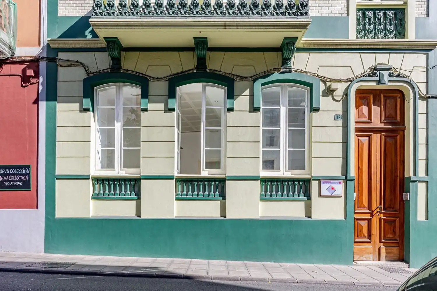 Vista exterior de Local en venta en Las Palmas de Gran Canaria