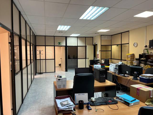 Oficina en Venta en Can Feu