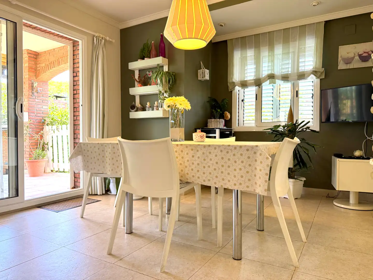 Detached house with pool for sale in Carrer de Josep Clarà, imagen 18