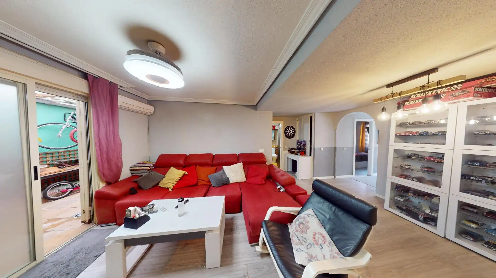 Wohnzimmer von Wohnung zum Verkauf in El Molar (Madrid) mit Klimaanlage, Heizung und Privatgarten