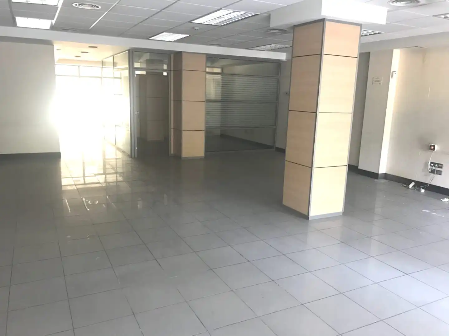 Business premises for sale in C/ de la marina, imagen 3