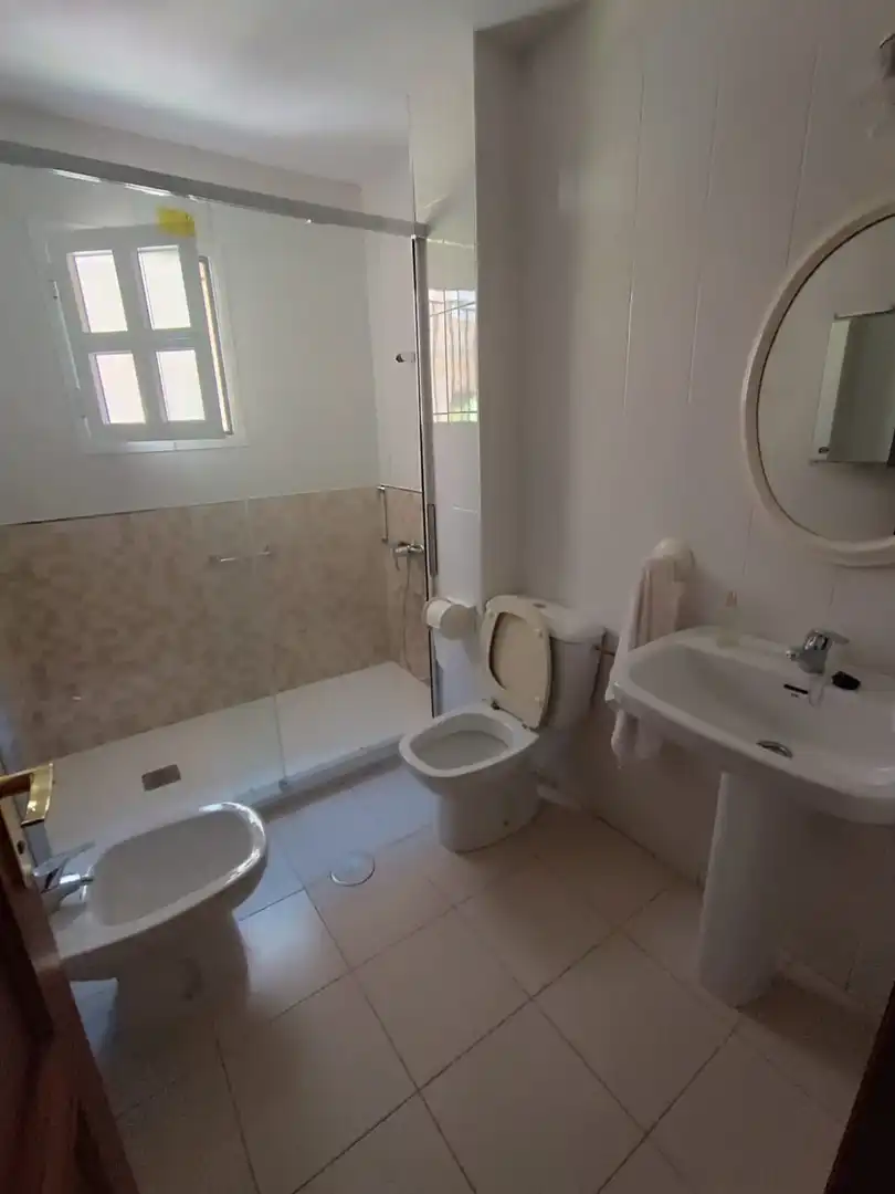 Bathroom of Flat for sale in Jerez de la Frontera