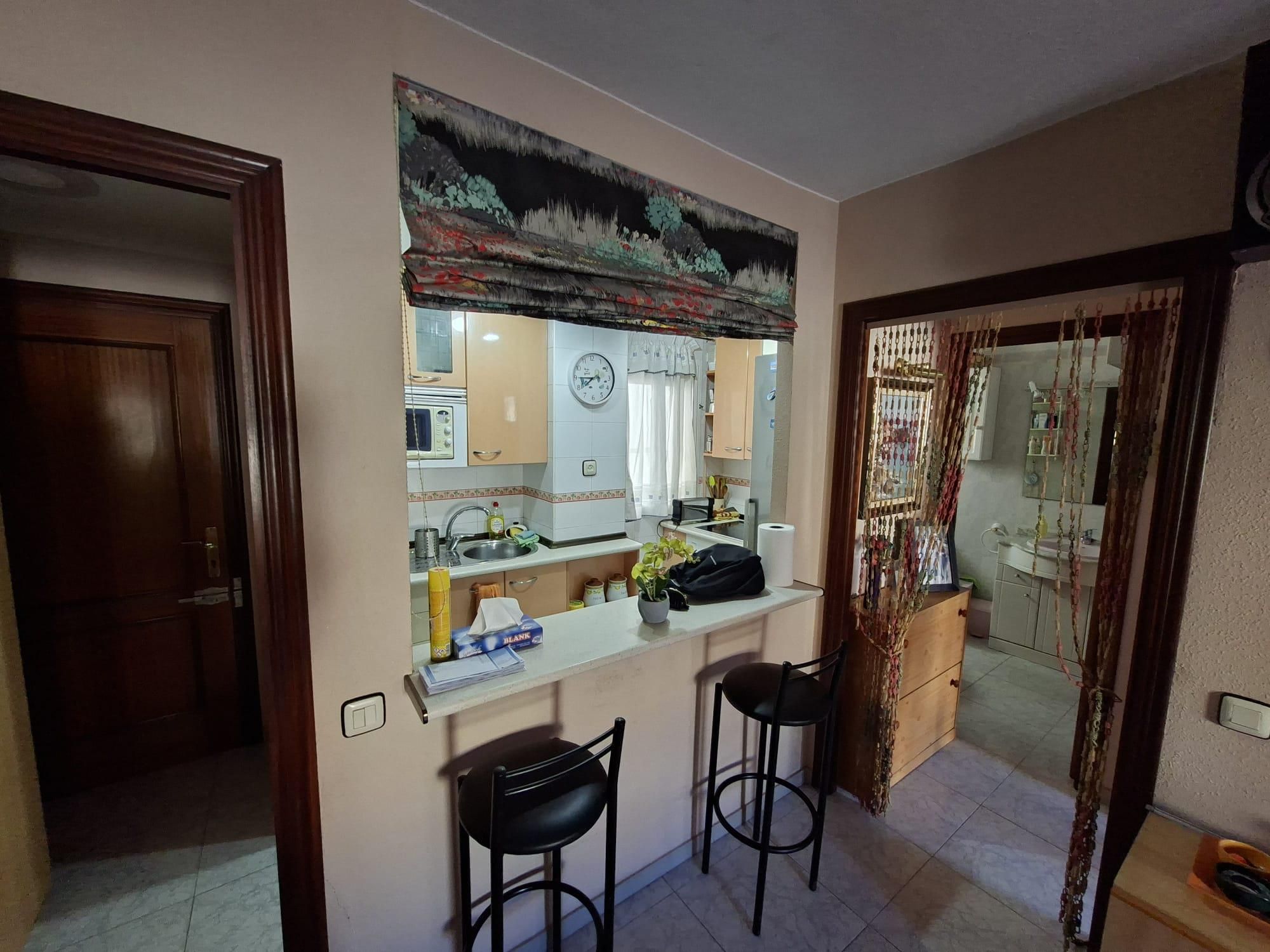 Cuina de Apartament en venda en Torredembarra amb Terrassa i Piscina