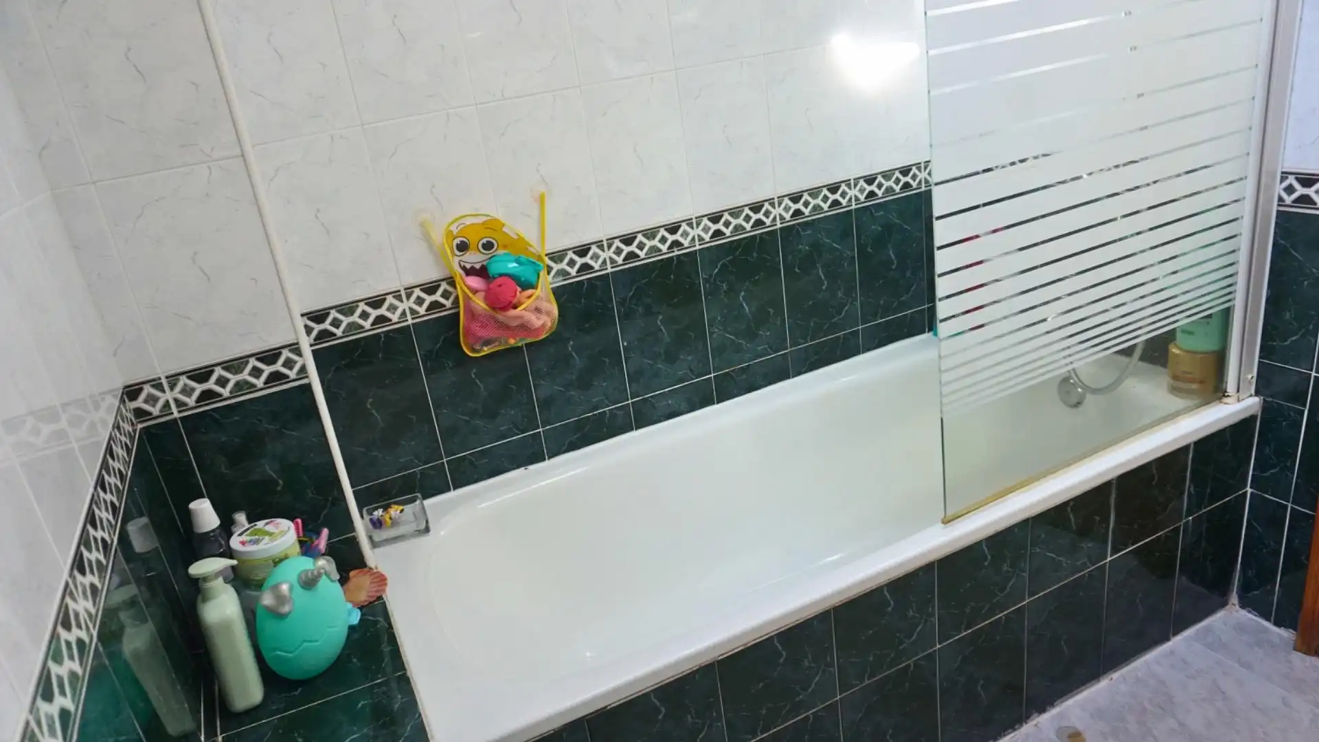Baño de Piso en venta en Azuqueca de Henares con Aire acondicionado, Calefacción y Trastero