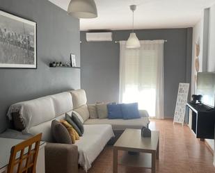Living room of Flat for sale in Alameda  with Air Conditioner and Heating