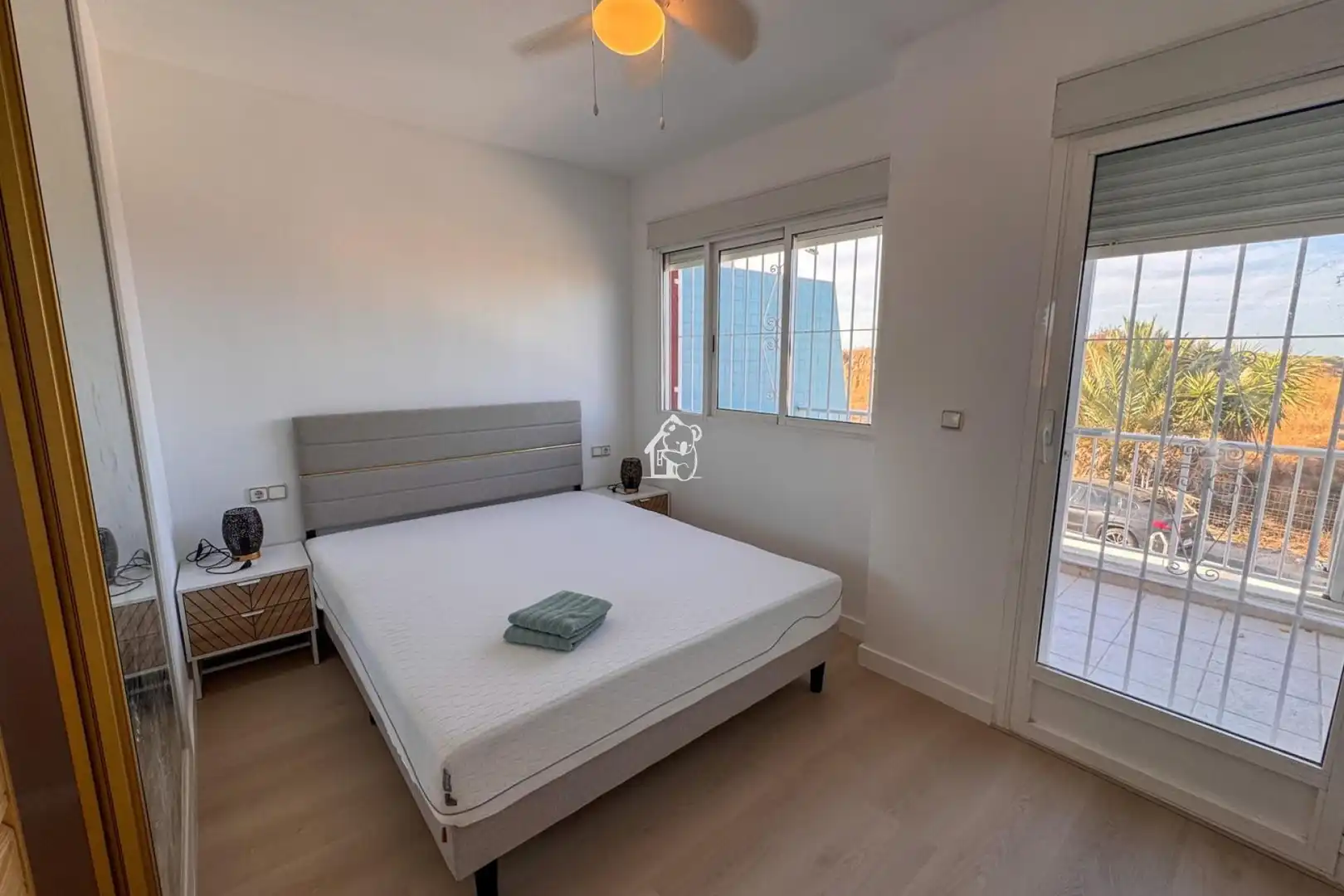 Detached homes for rent in Los Balcones - Los Altos