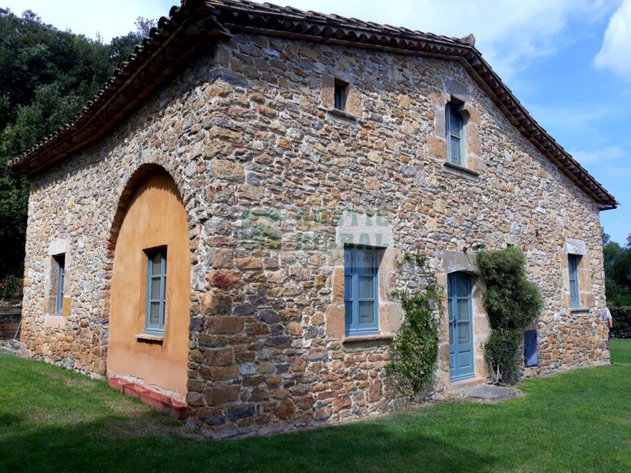 Exterior view of Country house to rent in Vilopriu  with Heating, Private garden and Swimming Pool