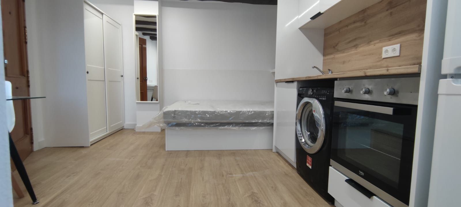 Study to rent in sant agusti, Centre - Zona Alta