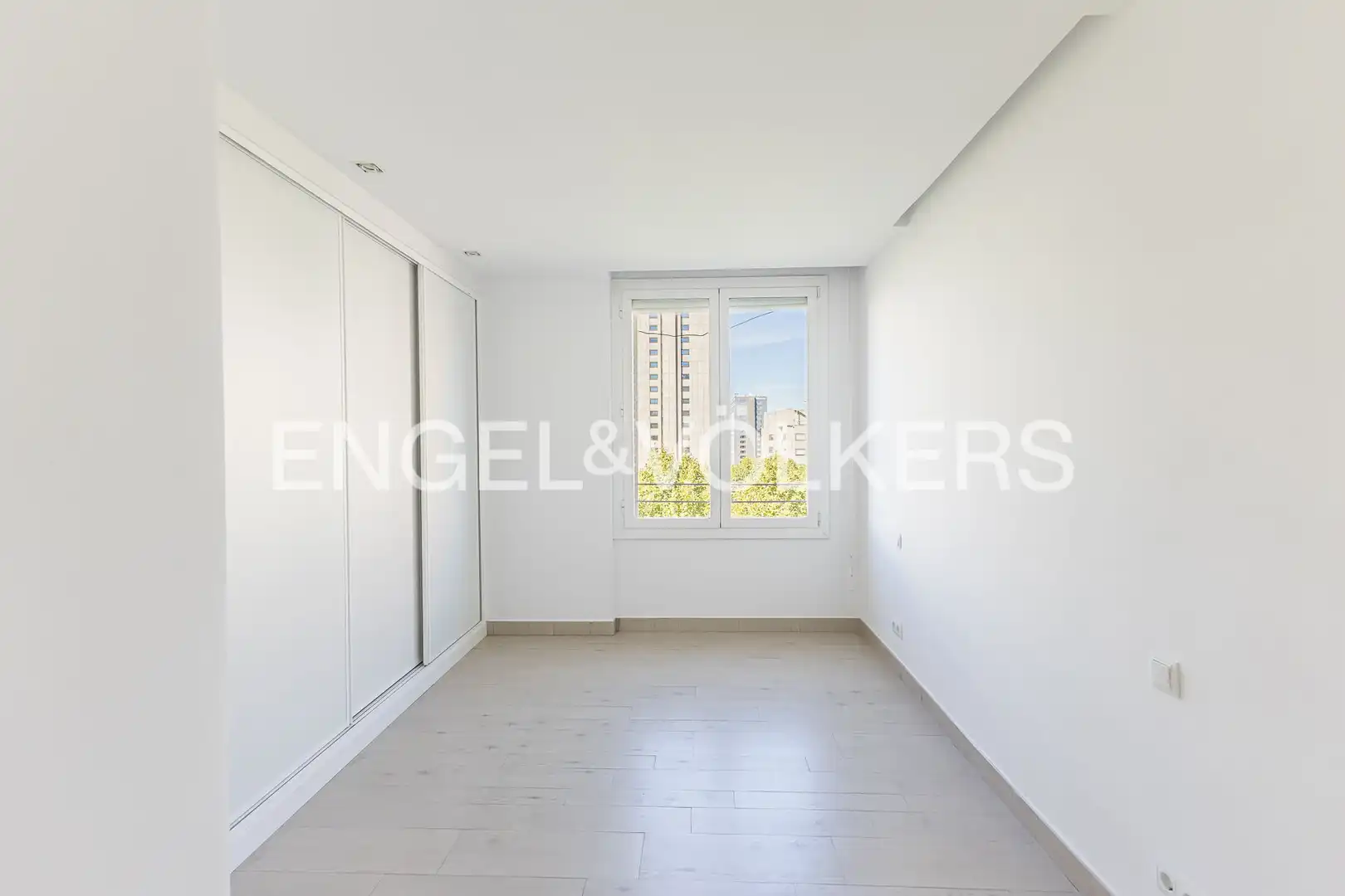 Habitación de Piso de alquiler en Madrid con Aire acondicionado y Calefacción