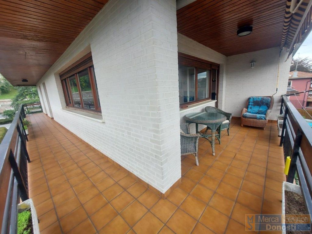 Flat for sale in Intxaurrondo