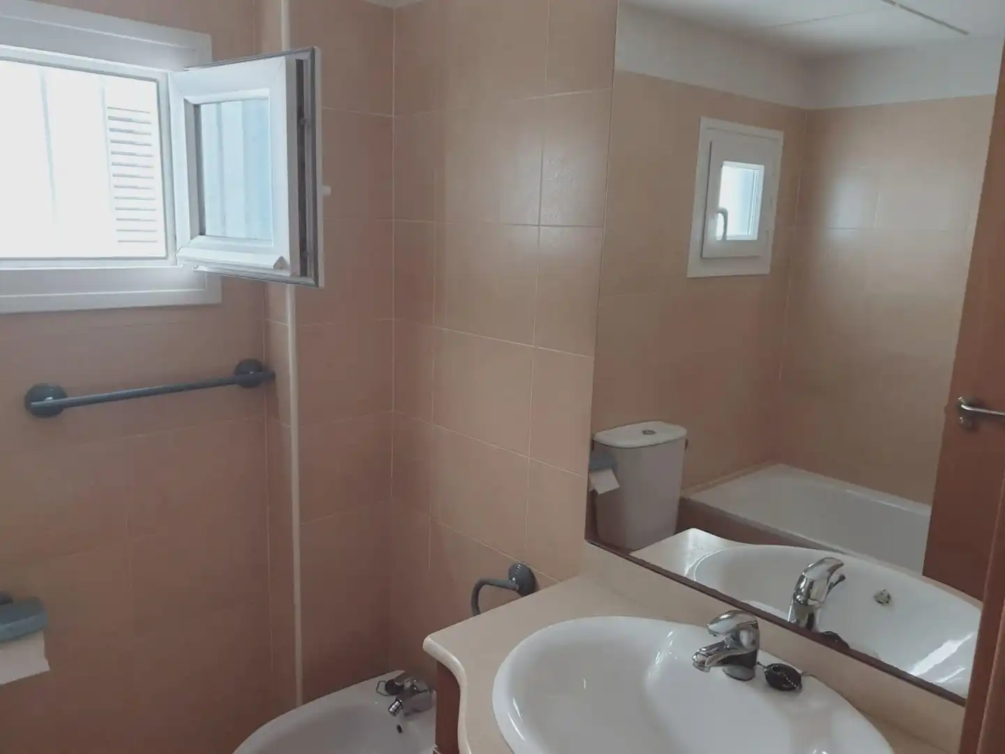 Bany de Planta baixa en venda en El Ejido amb Aire condicionat i Terrassa