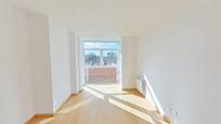 Bedroom of Flat for sale in  Madrid Capital  with Storage room, Swimming Pool and Oven