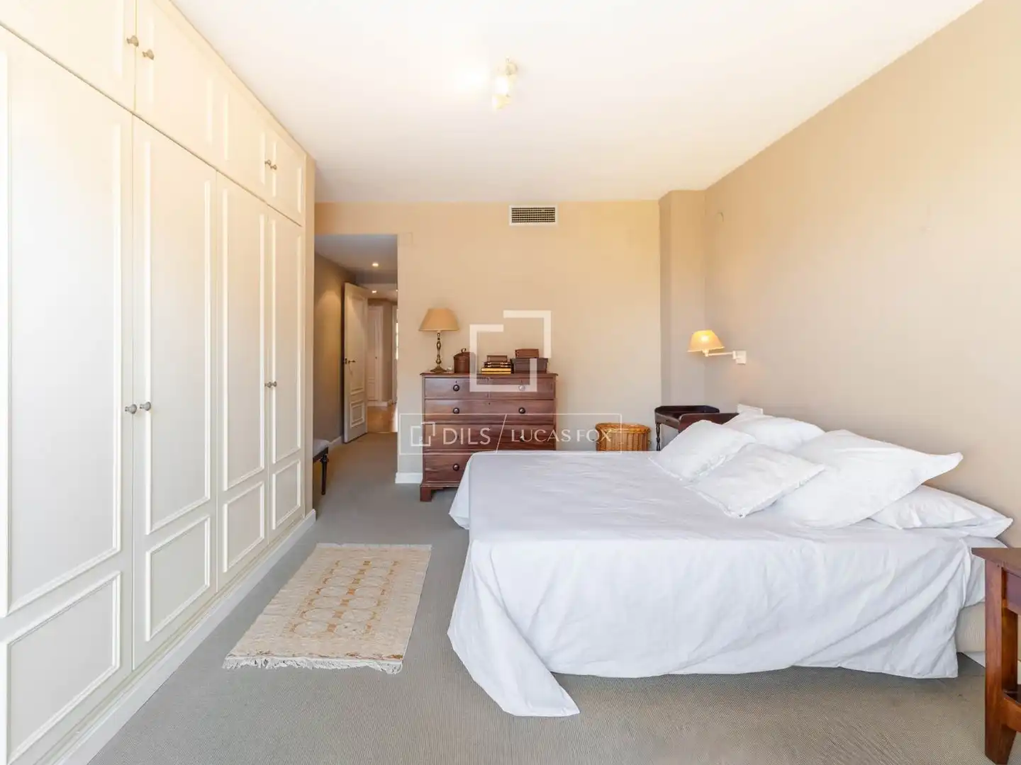 Bedroom of Flat for rent in El Pla del Real