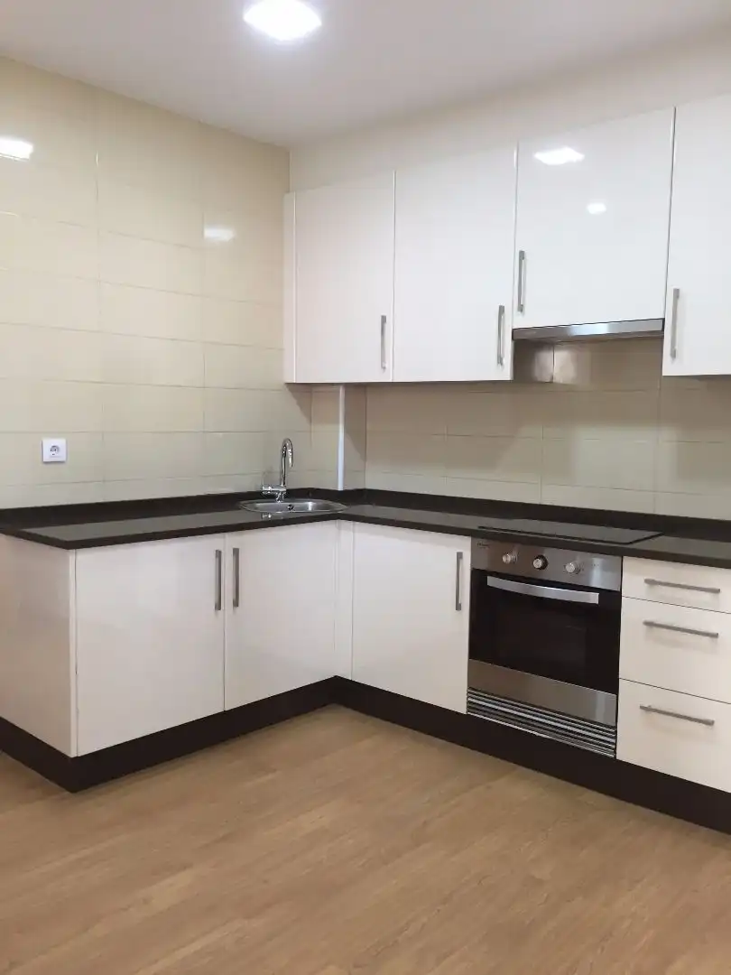 Apartments for rent in Esteiro