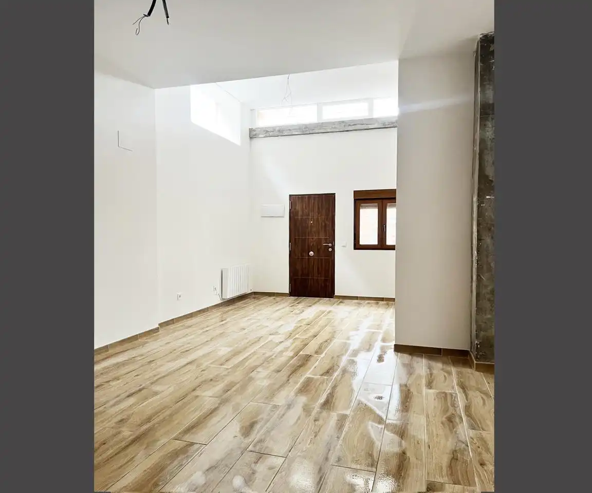 Planta baja en venta en Santander con Calefacción
