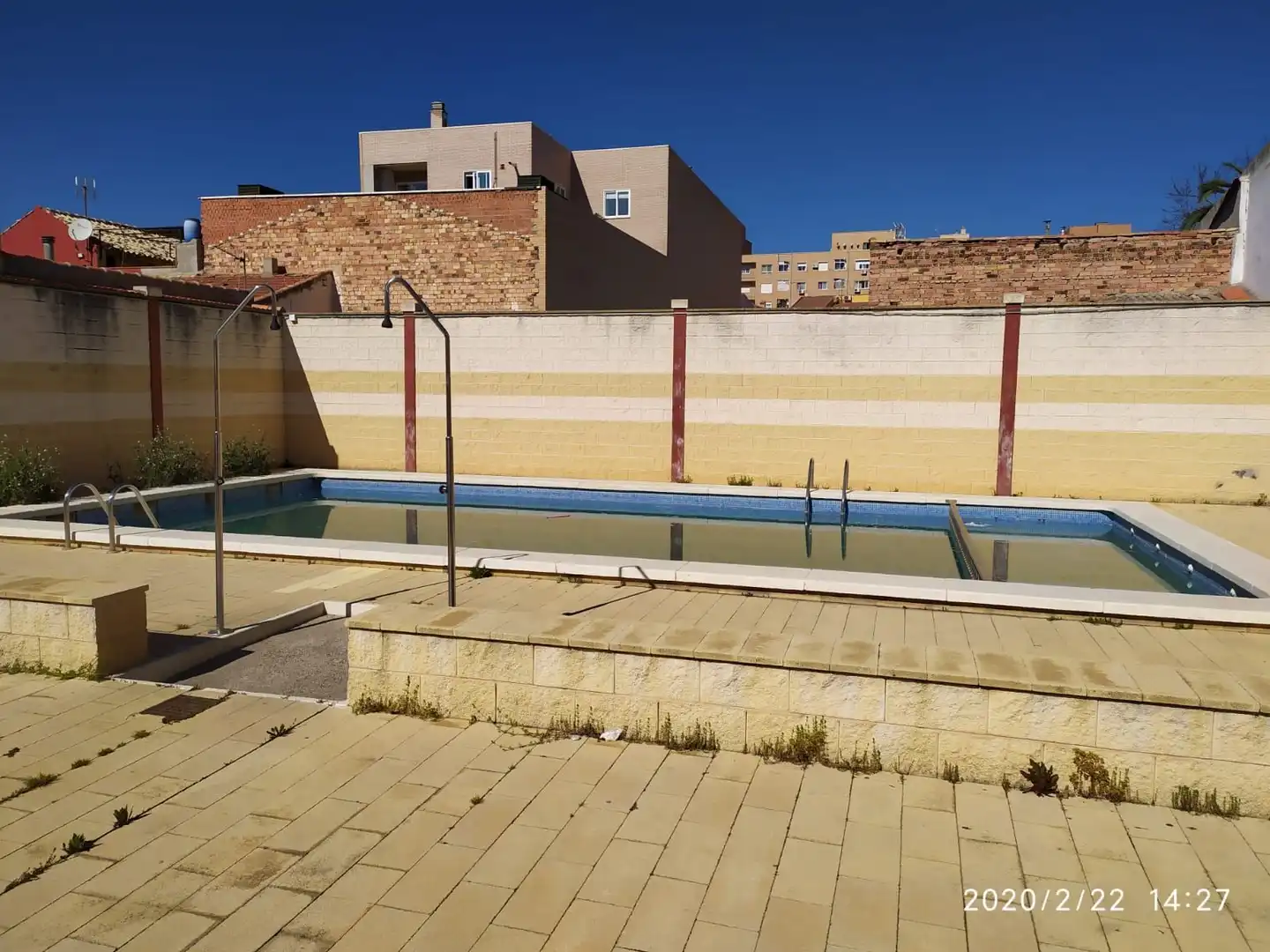 Piscina de Pis en venda en Puertollano amb Aire condicionat, Calefacció i Moblat