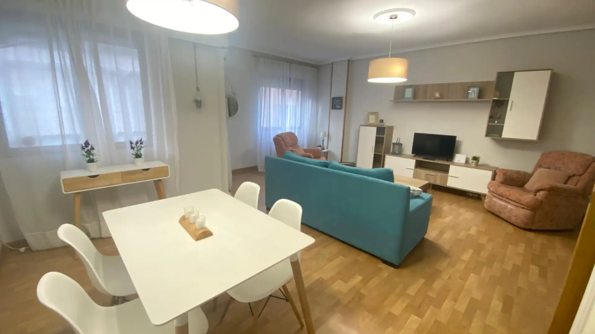 Piso en venta en Calle Rosario, Ensanche - Franciscanos