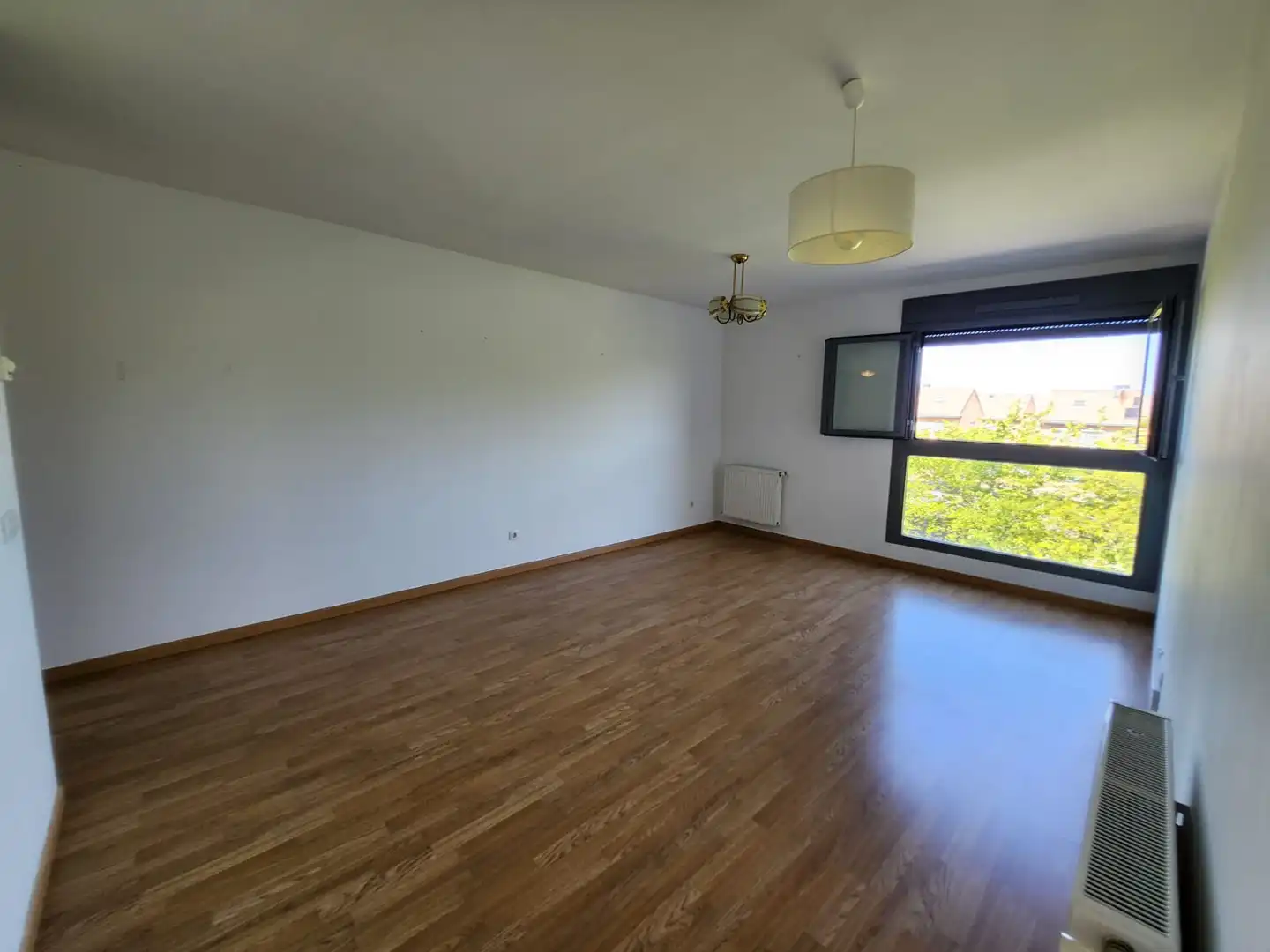 Sala d'estar de Pis en venda en Villalbilla amb Calefacció, Traster i Forn
