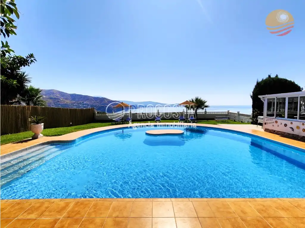 Swimming pool of Houses for sale in Almuñécar  with Private garden, Terrace and Swimming Pool