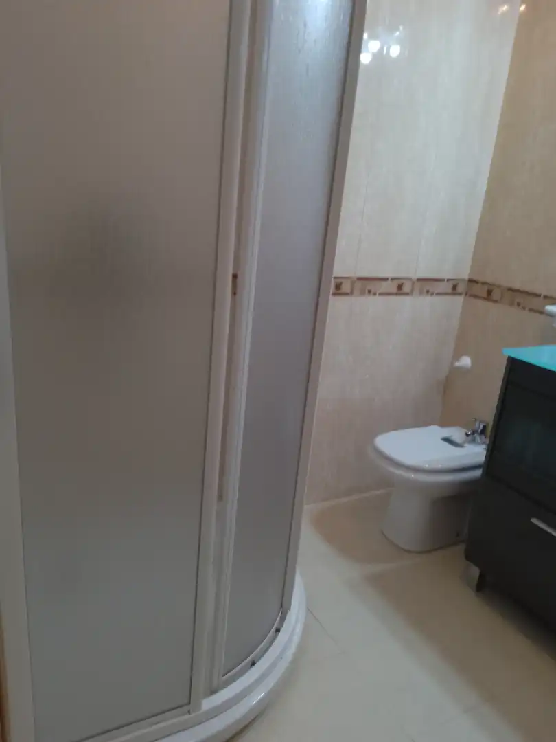 Bany de Casa o xalet de lloguer en Escalona amb Aire condicionat, Jardí privat i Terrassa