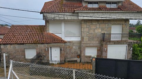 Casa de piedra con finca en Vilarchán  Ponte Caldelas Descubre esta vivienda con encanto rural y todas las comodidades modernas, s