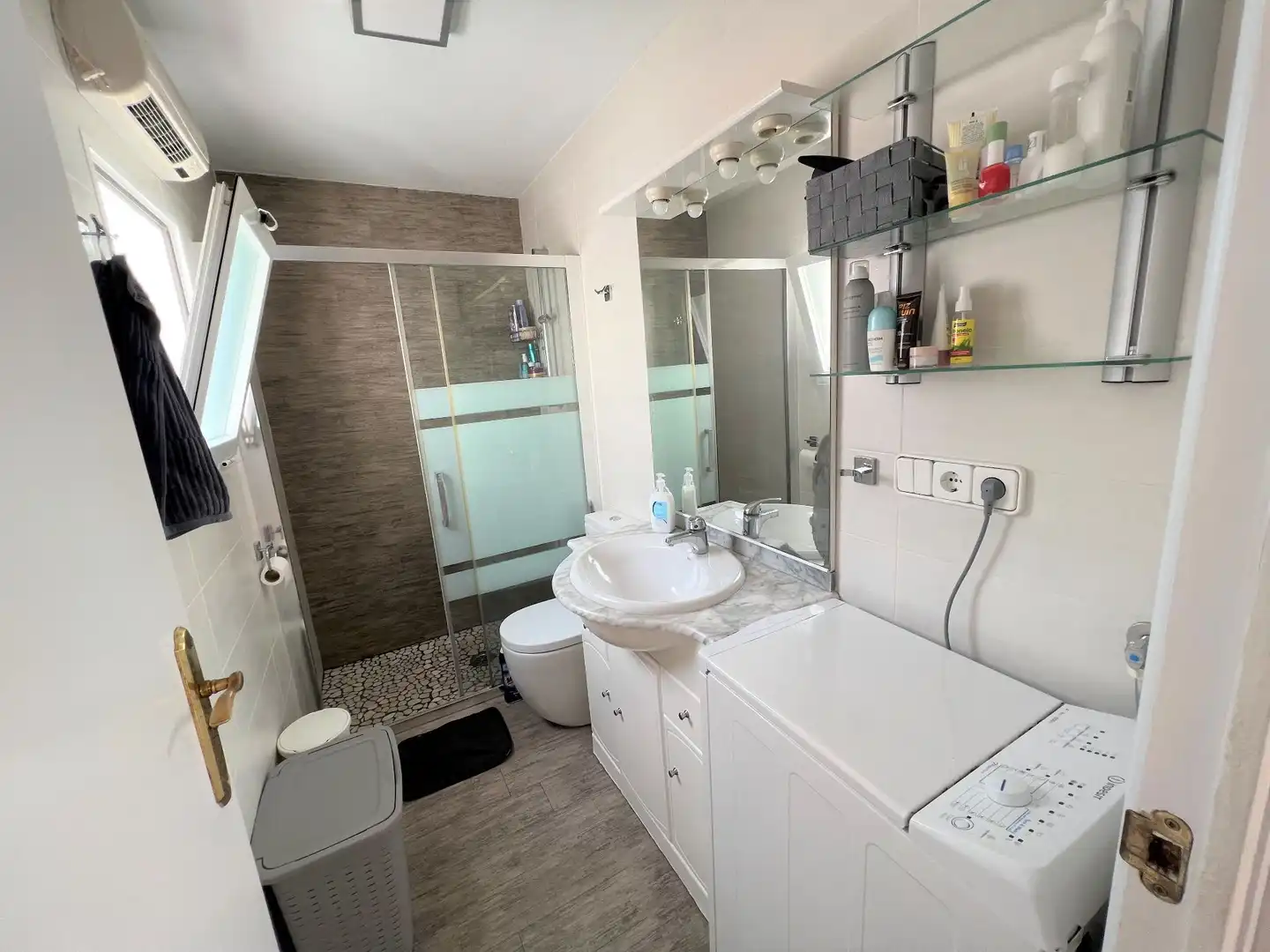 Baño de Ático de alquiler en Benidorm con Terraza