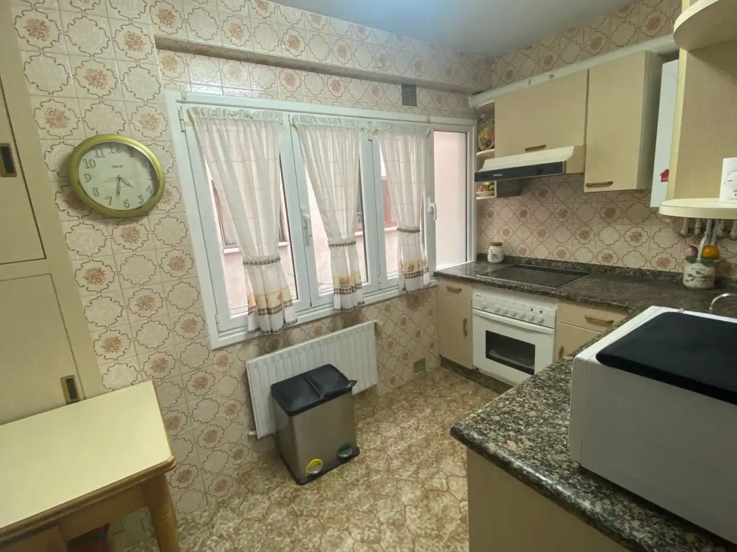 Küche von Wohnung zum Verkauf in Oviedo  mit Heizung und Terrasse