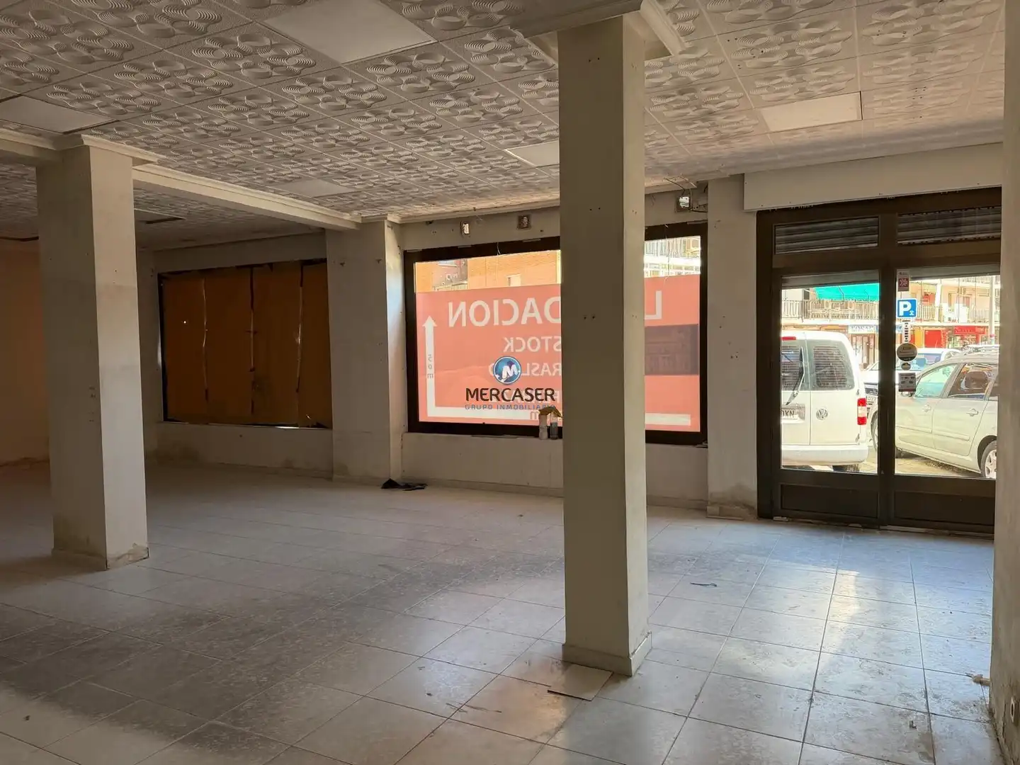 Local comercial de lloguer a Caballería Española, imagen 10
